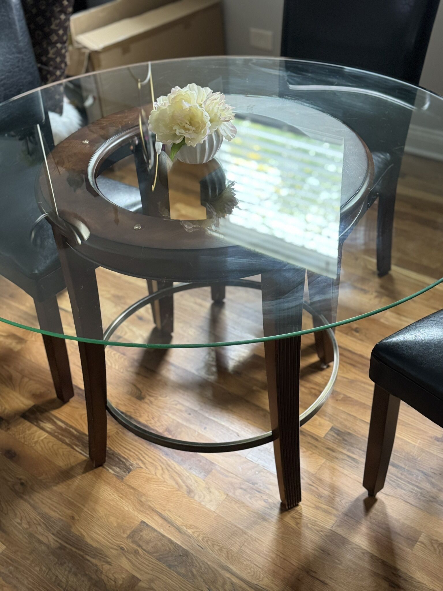 Dining  Table with 4  Chairs