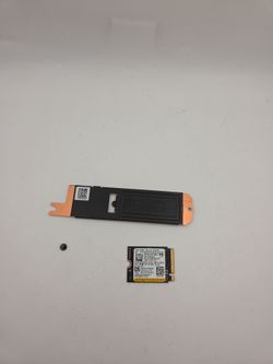 Micron 2550 NVMe 1TB SSD With Extending Bracket
