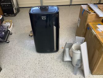 MOVING SALE PORTABLE AIR CONDITIONER  14.000BTU FOR LARGE ROOM  WORK GREAT VERY COLD AND QUIET  LIKE NEW CONDITION  COME WITH HOSE  -PANELS AND REMOTE