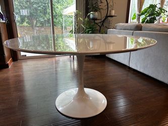 Excellent (like new) condition 54-inch White Wood Dining Table