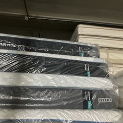 King Queen Size Tempurpedic ProAdapt,  ProBreeze,  LuxeBreeze Mattress  Pro Breeze /Luxe Adapt /Pro Adapt /Adapt /cloud /Tempur pedic contour Supreme 