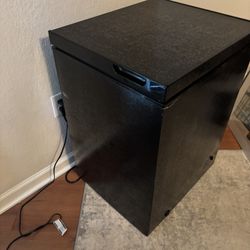 Chest Freezer- 10 Cubic Foot