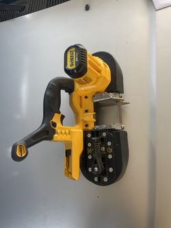 DEWALT® 20V MAX® LITHIUM ION CORDLESS BAND SAW TOOL ONLY