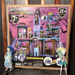 Monster High Haunted High School FOR TRADE