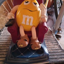 Collectable M&M Dispenser And M&M Am/FM Radio