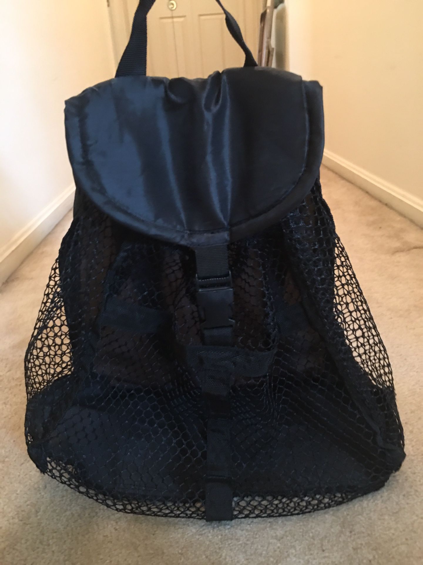 Mesh backpack