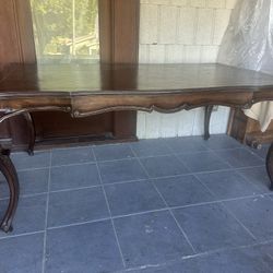 Absolutely Stunning Country French Dining Table With Leaves