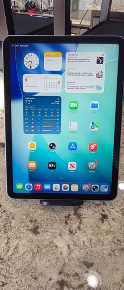 Apple ipad air 4th generation 64gb wifi sky blue color, like new condition make me an offer!!!