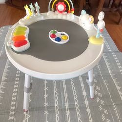 Kids activity table