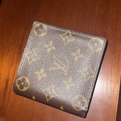LV Men’s Wallet