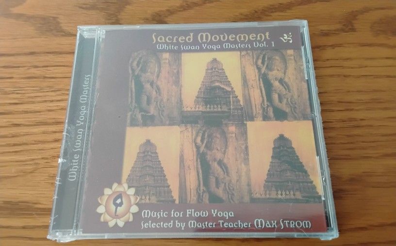 Sacred Movement : White Swan yoga Masters Vol. 1