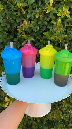 Changing color cups