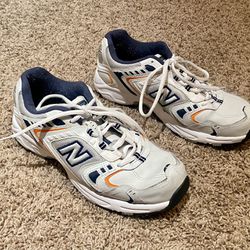 NEAR NEW Men’s New Balance Size 9.5 Training Shoes