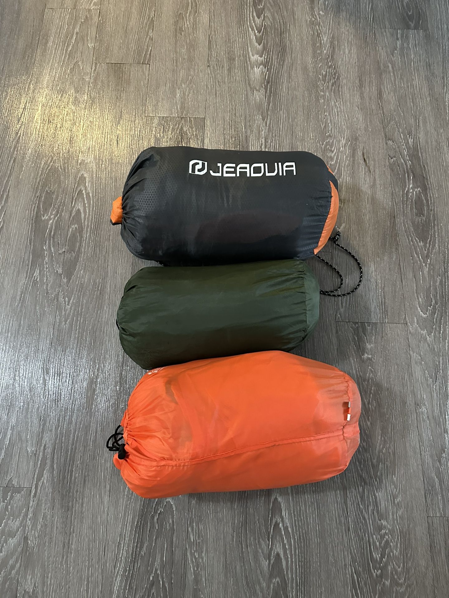 Selling 3 sleeping bags