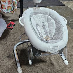 Graco Automatic Baby Swing