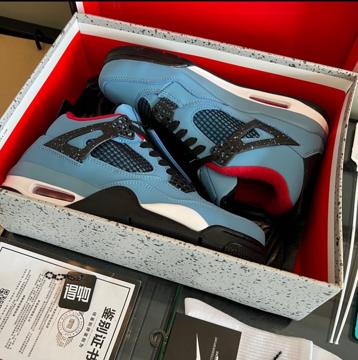Jordan 4 Retro Travis Scott “Cactus Jack”