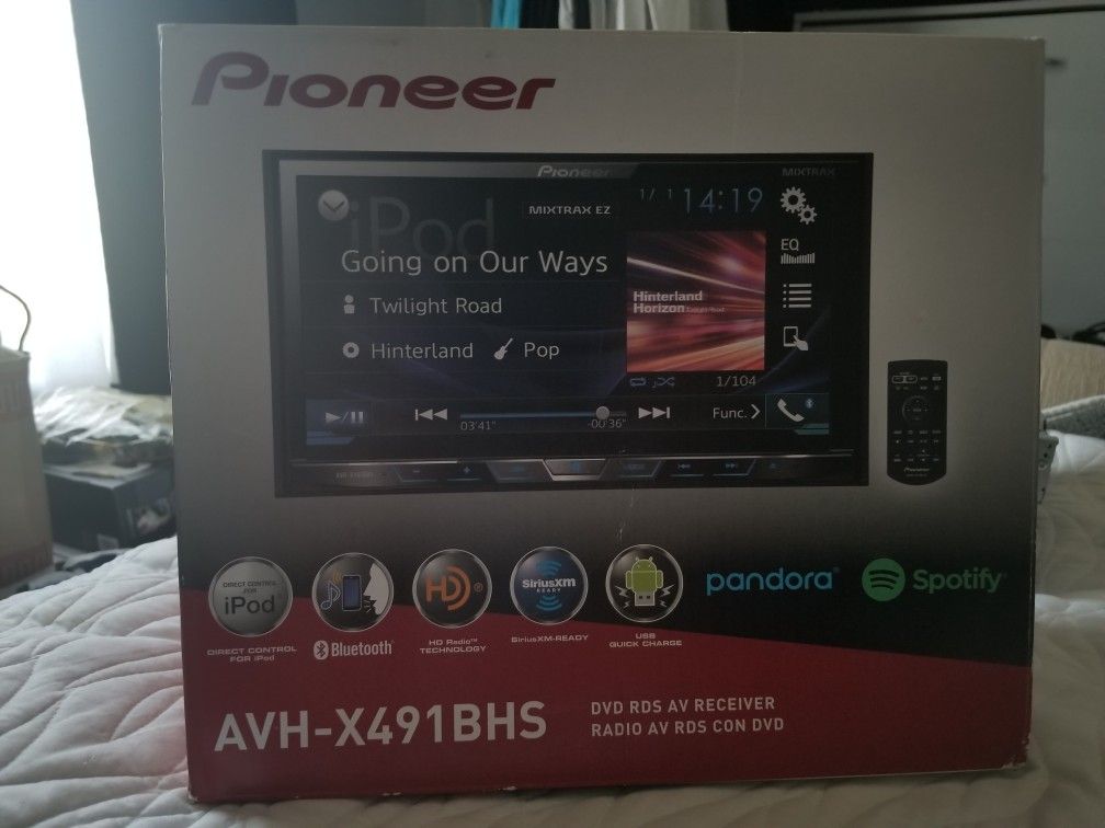Pioneer AVH-X491BHS 7" DVD Receiver with Bluetooth