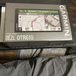Commercial Truck Garmin GPS  DEZL OTR610 
