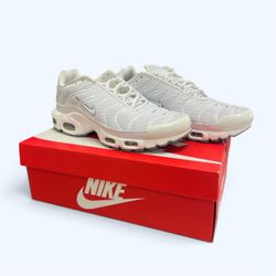 Nike Air Max Plus 