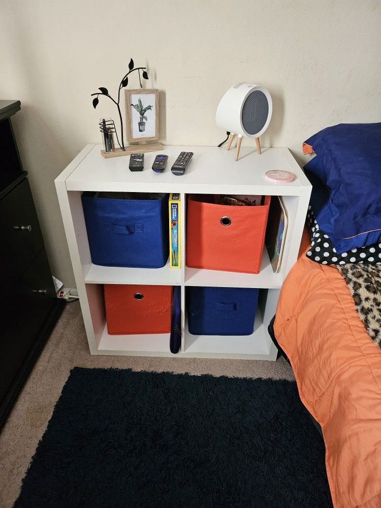 Bookcase With Fabric Storage Cubes