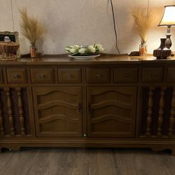 1970 Vintage Record Player