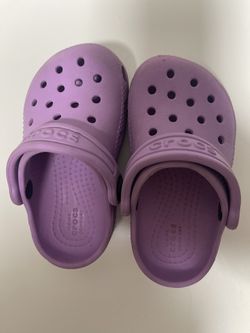 Crocs Kid's Unisex Classic Clogs Lavender Lilac Purple Children's Size 6 Shoes