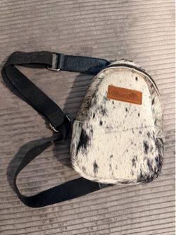 Wrangler cowhide crossbody bag