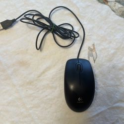 Logitech B100 Corded Mouse, Wired USB Mouse for Computers and Laptops