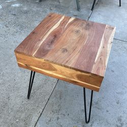 End table