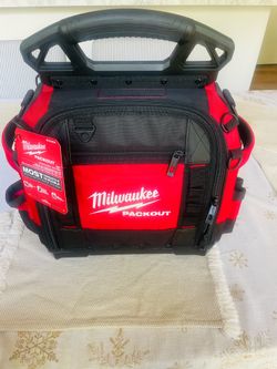 Milwaukee  PACKOUT 15 in. Structured Tool Bag