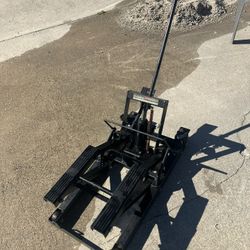 Pittsburgh Harley/Motorcycle Stand 1500LB Capacity