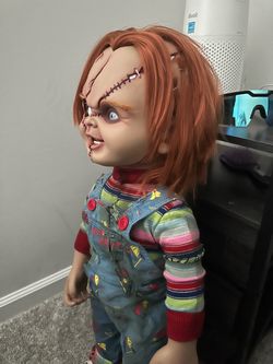 NECA chucky doll
