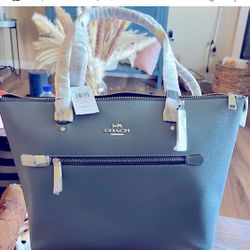 New Coach Leather Tote Indigo $200 OBO