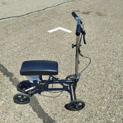 Knee walker.
