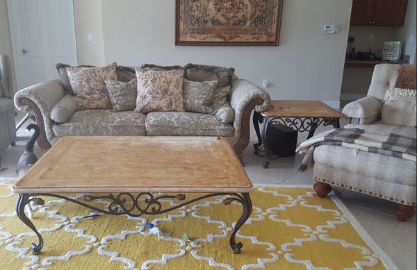 Or Best Offer Bernhardt Sofa And Bernhardt Matching Chairs Or Best Offer Bernhardt Sofa And Bernhardt Matching Chairs