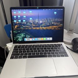 MacBook Air - Retina, 13-inch, 2018 
