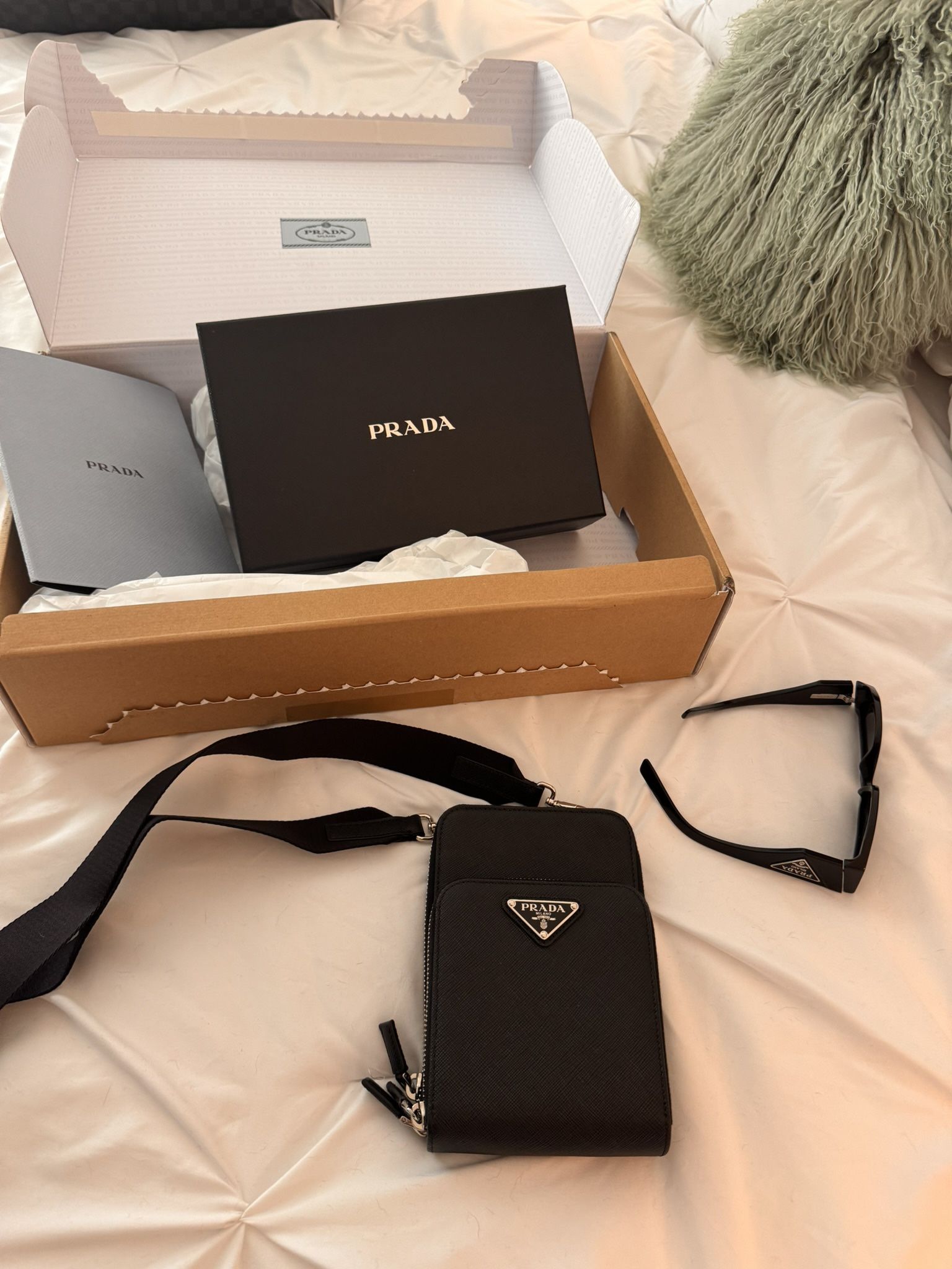 Prada Saffiano leather smartphone Bag