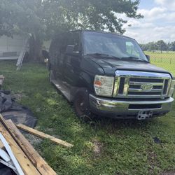 2008 Ford E-350