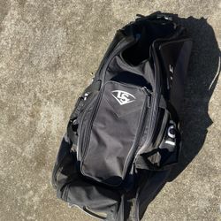 Louisville Roller Bag