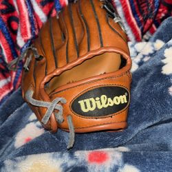 Wilson Baseball Glove Size 9’0