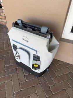 OtterBox 30-Quart Insulated Backpack Cooler
