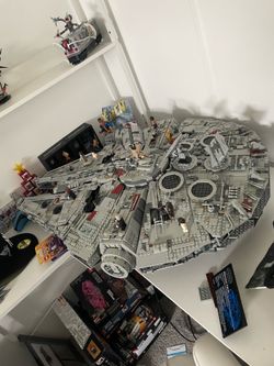 UCS Millenium Falcon (75192)