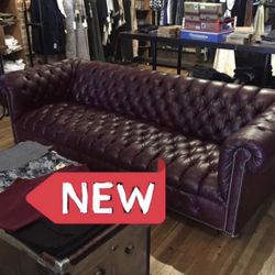 Brand New Chesterfield Leather Burgundy Sofa 
