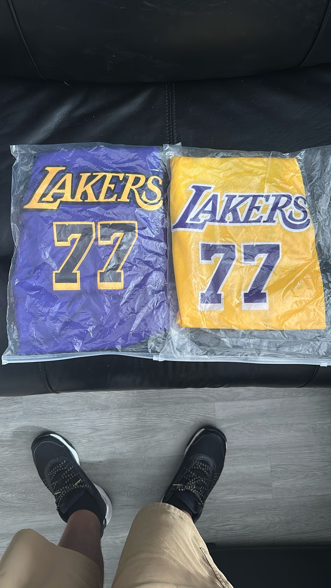 Youth Lakers Luka Doncic Jersey Kids Size New