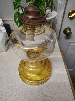 Eagle p and a mfg company. Vintage oil lamp base with copper! Burner