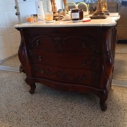 nightstand/dresser