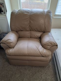 $70 genuine  leather  in good condition.
