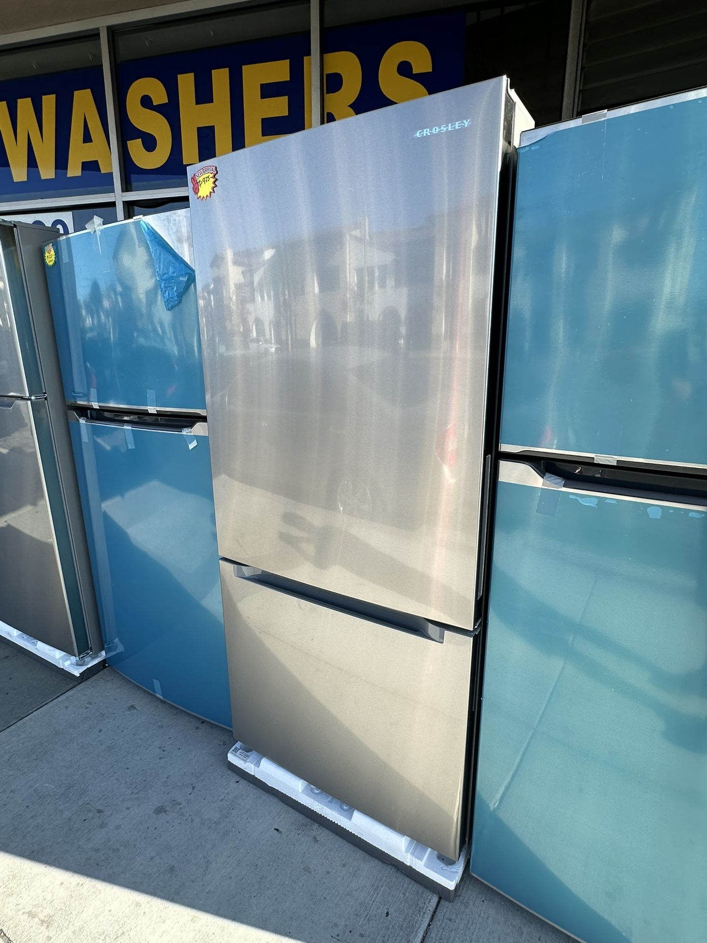 Crosley Stainless Steel 30 Inch Bottom Freezer Refrigerator Fridge