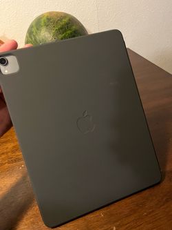 iPad Pro 12.9-inch (3rd generation) 256GB Space Gray A2014 WiFi + Cellular