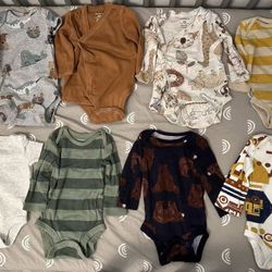 9 Baby Onesies, 3m